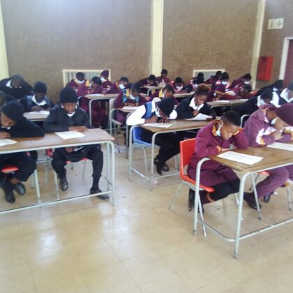 4 of the 6 Moses Kotane supported schools during 2022 NRF/SAASTA Astro Quiz round 2 prepar