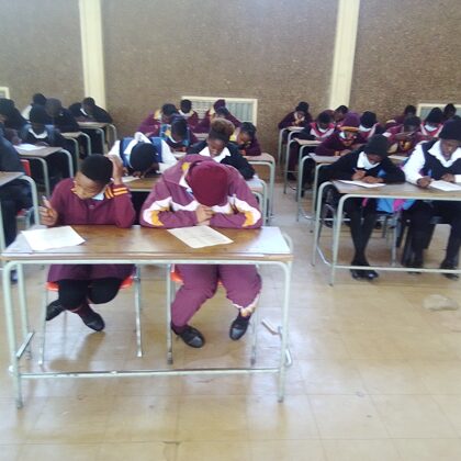 4 of the 6 Moses Kotane supported schools during 2022 NRF/SAASTA Astro Quiz round 2 prepar