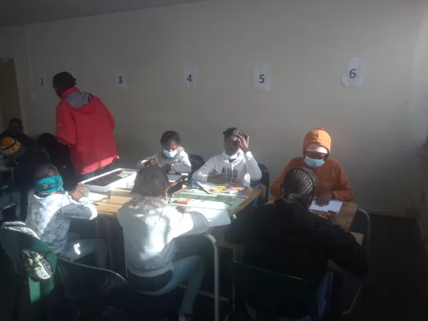 Bosa Bo Sele Primary School club at Platinum TVET College on a Primary Schools Science Sat