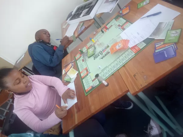 Bosa Bo Sele Primary School club at Platinum TVET College on a Primary Schools Science Sat