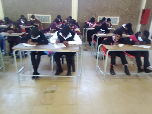 4 of the 6 Moses Kotane supported schools during 2022 NRF/SAASTA Astro Quiz round 2 prepar